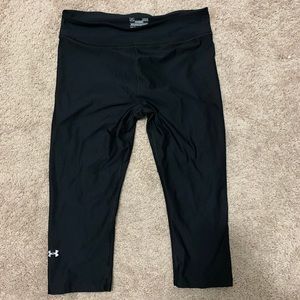 NWOT Under Armour Crop Leggings